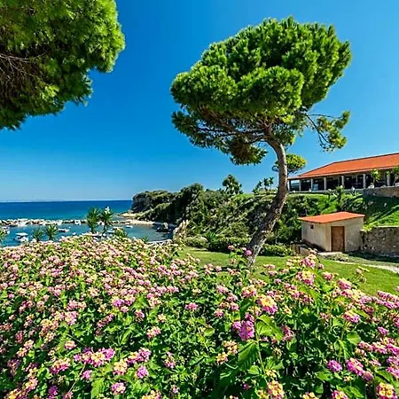 Porto Roma Seaside Vasilikí