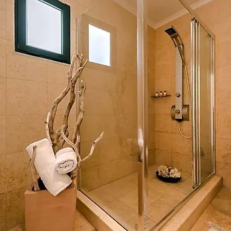 Porto Roma Seaside Hotel