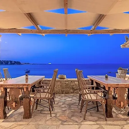 Porto Roma Seaside