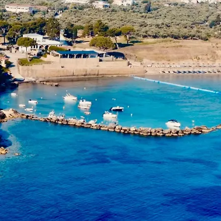 Porto Roma Seaside Hotel