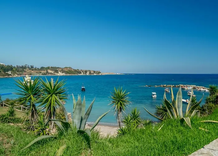 Porto Roma Seaside Otel Vasilikí