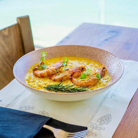 Отель Porto Roma Seaside *