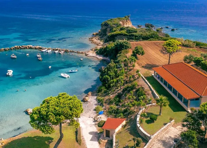 Porto Roma Seaside Hotell *